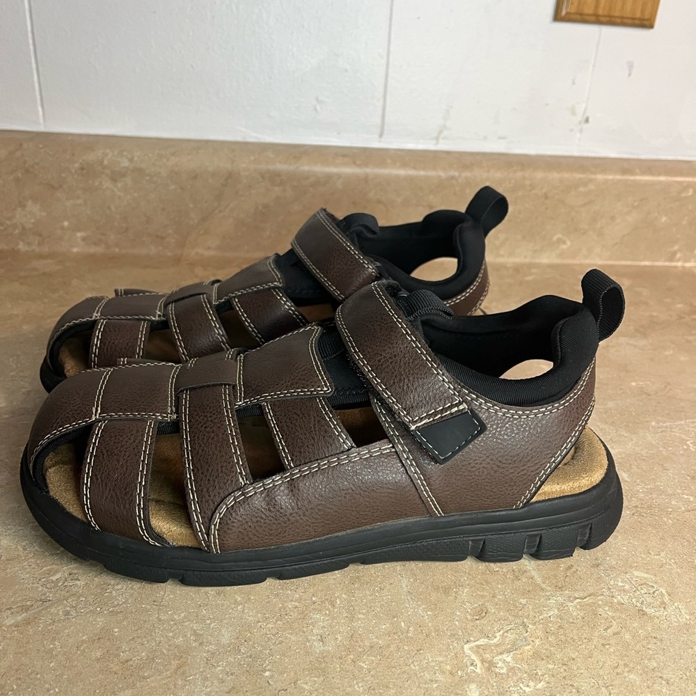 Sonoma Brown Closed-Toe Fisherman Sandals